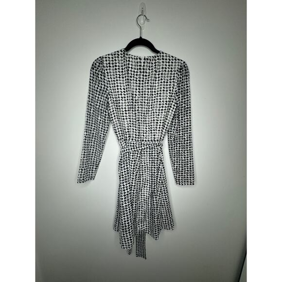 Alex Marie Long Sleeve A-Line Mini Dress w/ front Keyhole Neck Size 2 - Picture 5 of 5